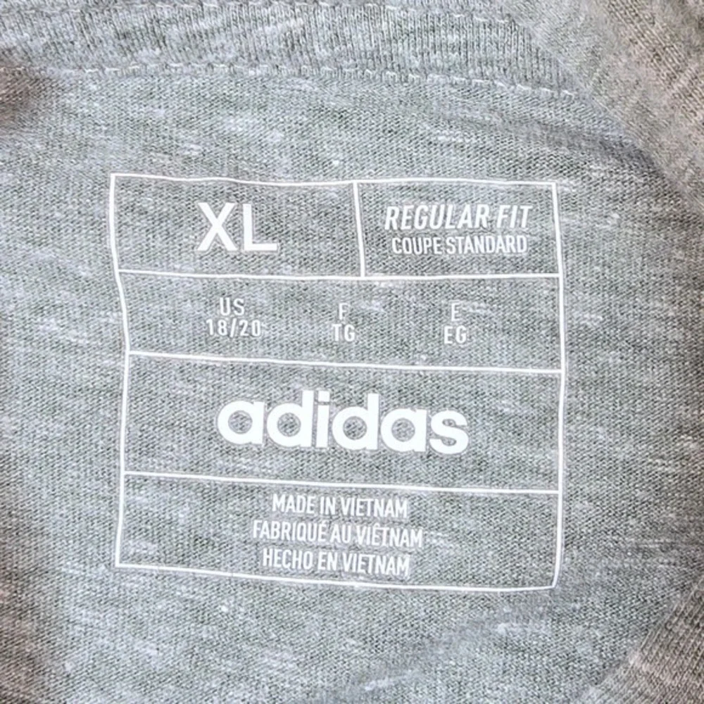 Adidas‎ Boys Long Sleeve T-Shirt Hoodie Army Green Heathered Pullover Size XL